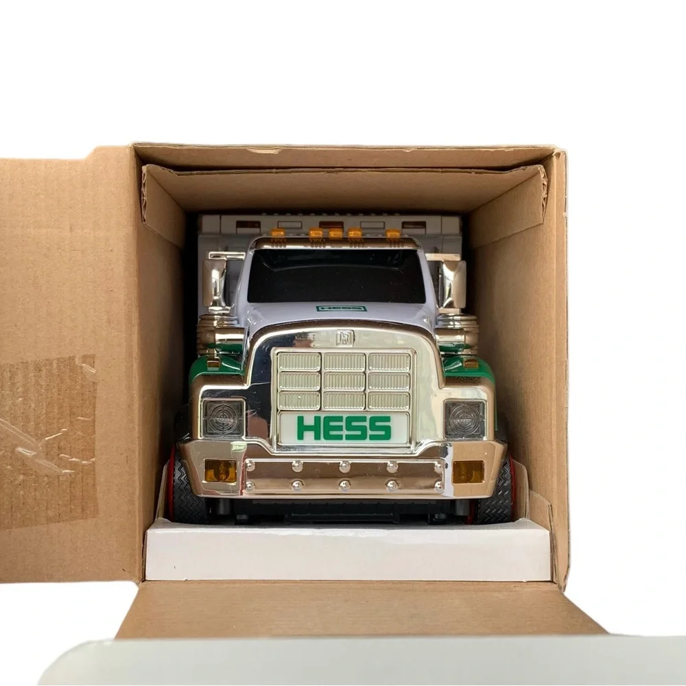 Y2K 2008 Hess Toy Truck & Front Loader. New In Box.